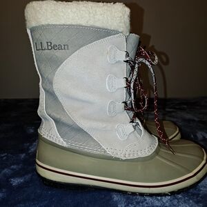 LL.Bean Women's Suede Lace-Up Snow Boots Size 9M